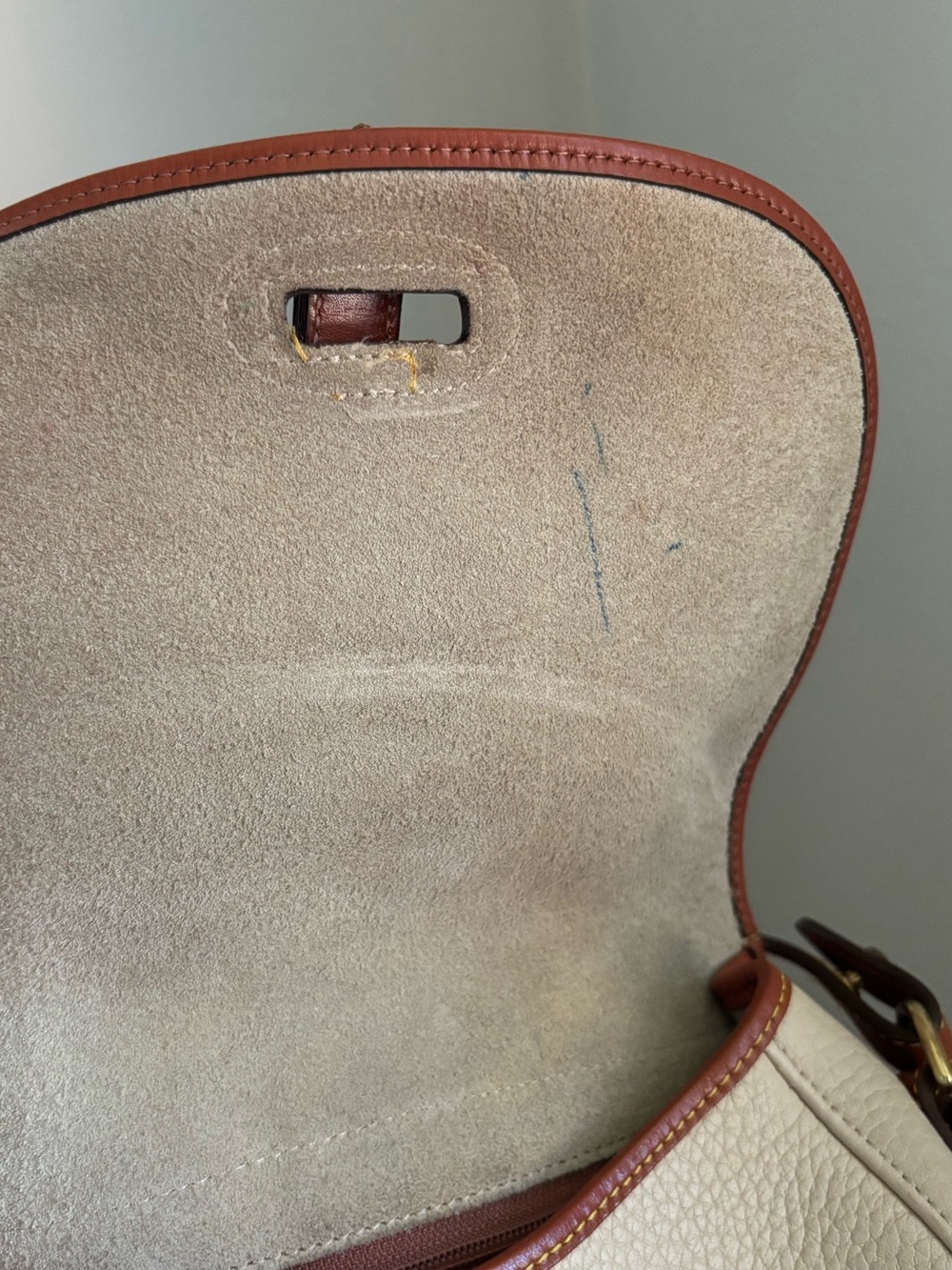 Vintage Dooney & Bourke AWL Crossbody Bag - Picture 6 of 10